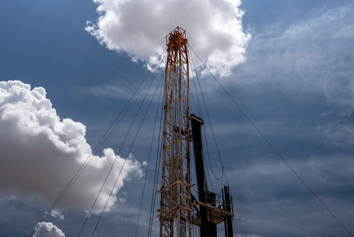 West Texas wants to sell its natural gas to AI data centers, but has few options for transporting it